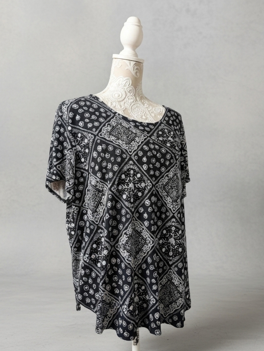 Philosophy Hi-lo Crew Neck Bandana Pullover Top Size 2X